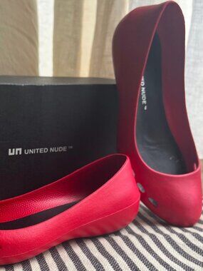 United Nude Mono Lo Flats – Red | Size 36 / Architectural Design